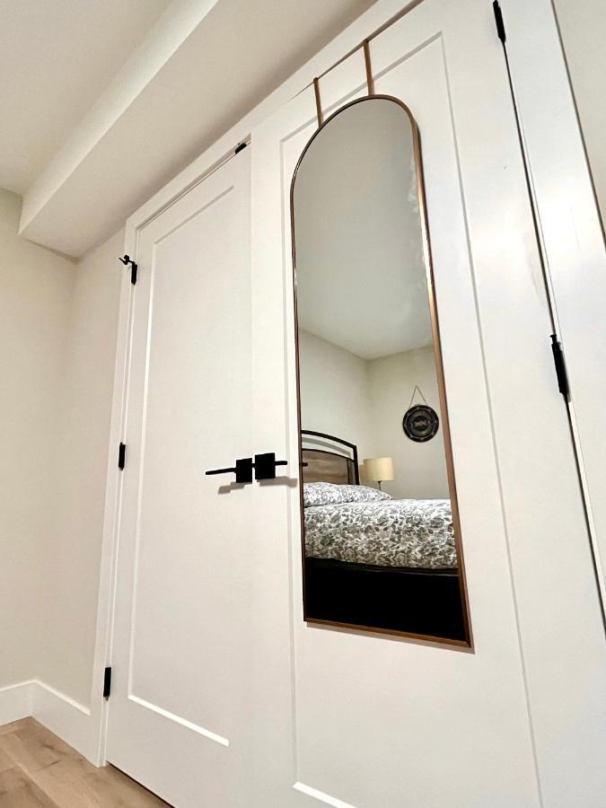 The Harmony Inn Spacious 2 Bdrms 2 Beds Basement Suite Surrey Exteriör bild